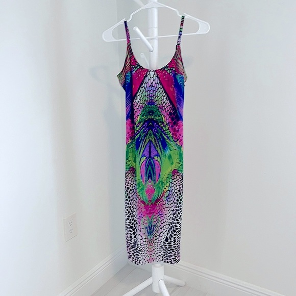 VENUS Dresses & Skirts - Colorful VENUE summer dress